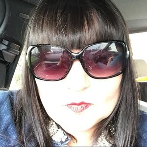 Meet your Posher, Irene